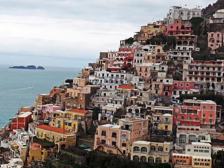 La Costa Amalfitana La Costa Amalfitana