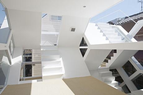 S-House CASA-S DE YUUSUKE KARASAWA ARCHITECTS (JAPÓN)