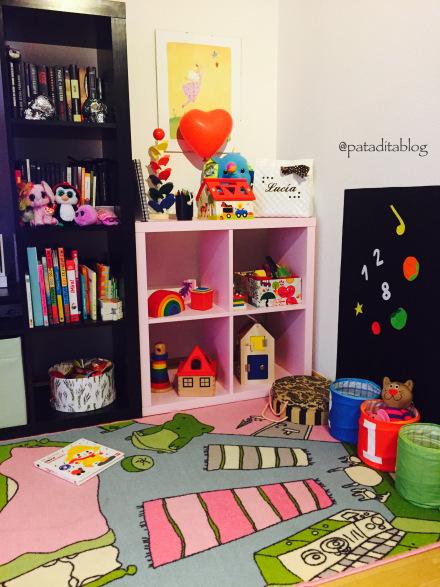 Cambiando el Salón a Espacio de Juegos para Bebés Cambiando el Salón a Espacio de Juegos para Bebés