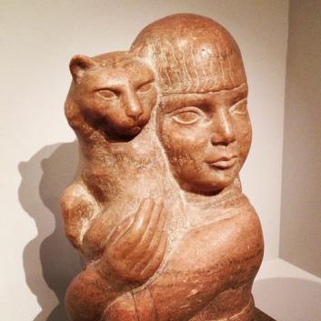 El gato Tookey, William y Marguerite Zorach Dahlov, la hija del artista, con un gato