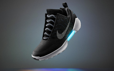 Nike HyperAdapt 1.0, las zapatillas deportivas que se abrochan solas