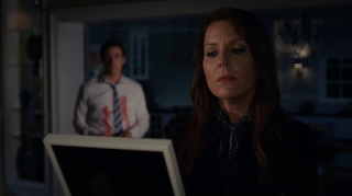 LAs gemelAs golpeAn dos veces LAs gemelAs golpeAn dos veces