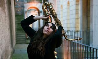 PJ Harvey - The Community of hope (2016)