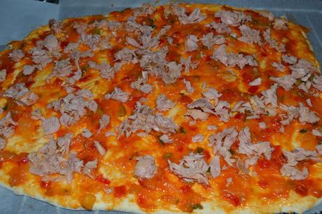 Pizza Marinera con Samfaina y Huevo Duro Pizza Marinera con Samfaina y Huevo Duro
