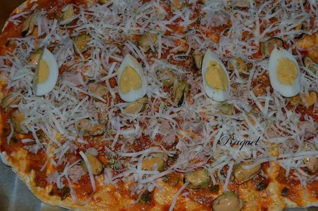 Pizza Marinera con Samfaina y Huevo Duro Pizza Marinera con Samfaina y Huevo Duro