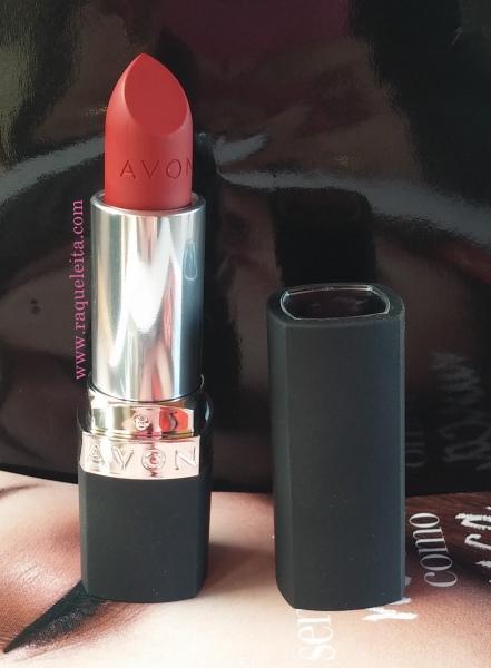 Perfectly Matte, la Barra de Labios Mate de Avon que Mantiene los Labios Hidratados