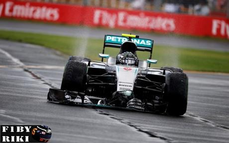 Sesiones de contraste para el equipo Mercedes el dia Viernes