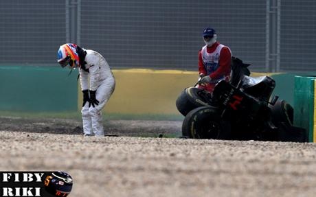 Fin de semana gris para McLaren, Button tuvo un mal rendimiento y Alonso un horrible accidente