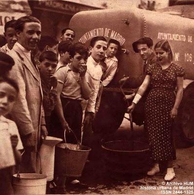 Fototeca: De cuando los madrileños quedaron sin agua. Madrid, 1936