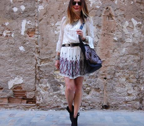 eN cLAVE bOHO #nOUNIFORMES eN cLAVE bOHO #nOUNIFORMES