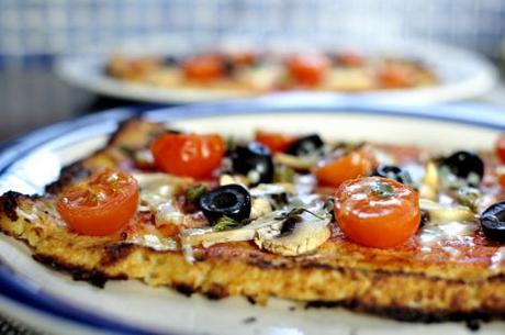 Pizza con base de coliflor sin glutén (#ColorYSabor) pizza-con-base-de-coliflor-15