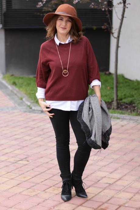 look con sombrero jersey suelto