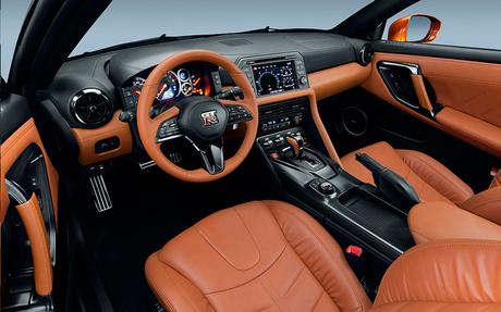 El Nissan GT-R de 2017 llega para seguir robando miradas.