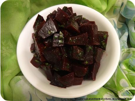 BETTERAVES AU FOUR / ROASTED BEETROOTS / REMOLACHAS ASADAS / شمندر (باربا- بنجر) في الفرن BETTERAVES AU FOUR / ROASTED BEETROOTS / REMOLACHAS ASADAS / شمندر (باربا- بنجر) في الفرن