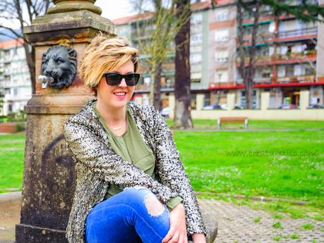 Chaqueta de lentejuelas dorada Chaqueta de lentejuelas dorada