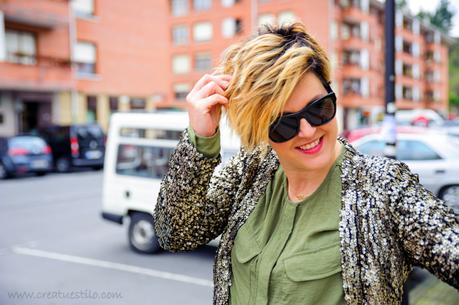 Chaqueta de lentejuelas dorada Chaqueta de lentejuelas dorada