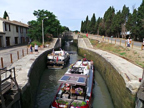 El Canal de Midi y sus esclusas. Visita de Béziers y Castelnaudary El Canal de Midi y sus esclusas. Visita de Béziers y Castelnaudary