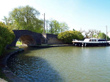 El Canal de Midi y sus esclusas. Visita de Béziers y Castelnaudary El Canal de Midi y sus esclusas. Visita de Béziers y Castelnaudary