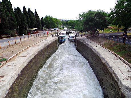El Canal de Midi y sus esclusas. Visita de Béziers y Castelnaudary El Canal de Midi y sus esclusas. Visita de Béziers y Castelnaudary