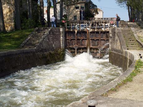 El Canal de Midi y sus esclusas. Visita de Béziers y Castelnaudary El Canal de Midi y sus esclusas. Visita de Béziers y Castelnaudary