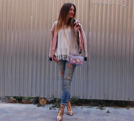 bOMBER + bOHO + cHANELERO + gOLD #nOUNIFORMES bOMBER + bOHO + cHANELERO + gOLD #nOUNIFORMES