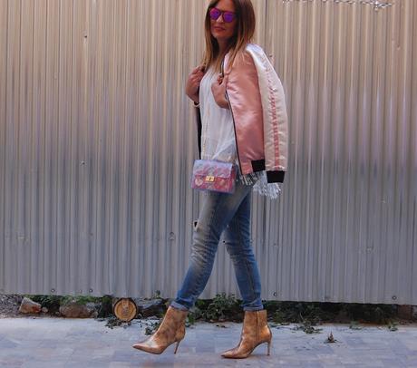 bOMBER + bOHO + cHANELERO + gOLD #nOUNIFORMES bOMBER + bOHO + cHANELERO + gOLD #nOUNIFORMES