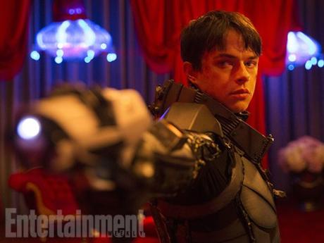 @EW: 1ras imágenes del nuevo film de @LucBesson, #Valerian con @Caradelevingne y @danedehaan @EW: 1ras imágenes del nuevo film de @LucBesson, #Valerian con @Caradelevingne y @danedehaan