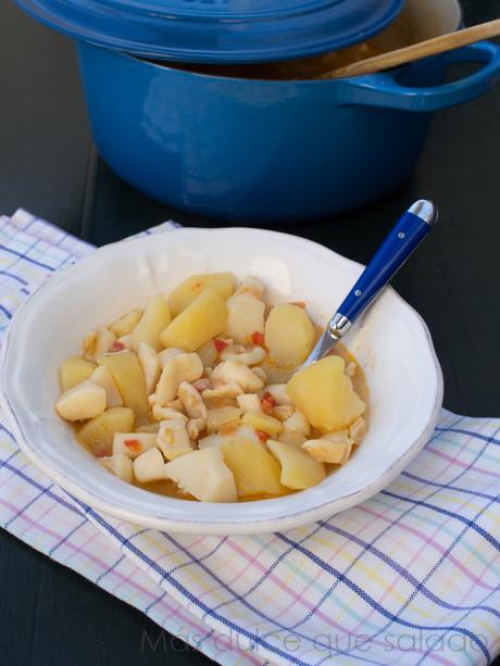Guiso de patatas con jibia Guiso de patatas con jibia