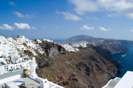 En el pueblo de Imerovigli, sobre la caldera de Santorini