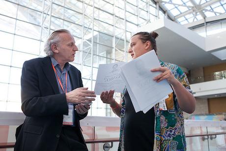 Crónica: el lenguaje que baila, entre la literatura y los hechos