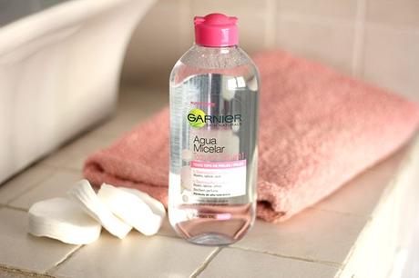 Consejos para maquillar la piel grasa con espinillas y acné Consejos para maquillar la piel grasa con espinillas y acné