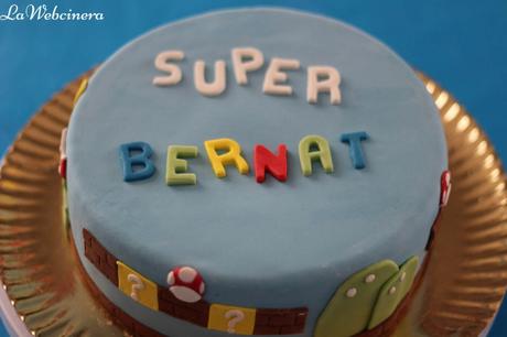 Tarta fondant Super Mario Bros Tarta fondant Super Mario Bros