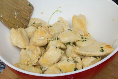 Arroz con pollo al ajillo Arroz con pollo al ajillo