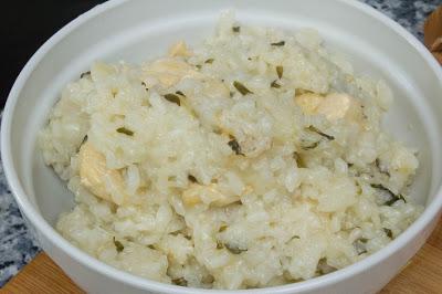 Arroz con pollo al ajillo Arroz con pollo al ajillo