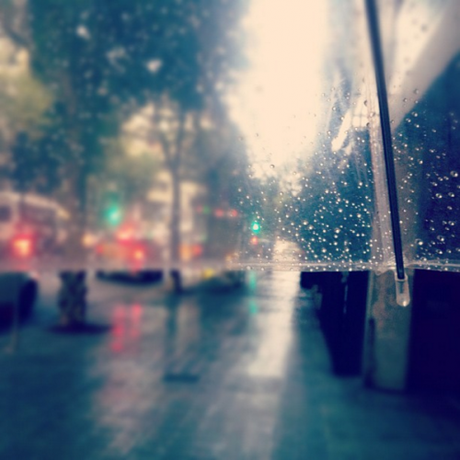 Está lloviendo hoy Está lloviendo hoy