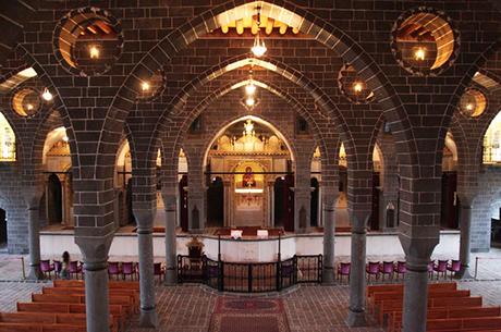 Turquía decide expropiar templos cristianos