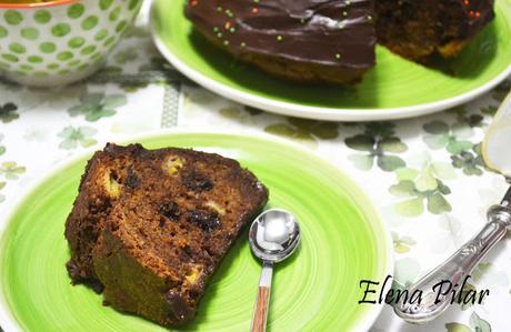 Bundt cake de plátano y chocolate con ganache de naranja especiada Bundt cake de plátano y chocolate con ganache de naranja especiada
