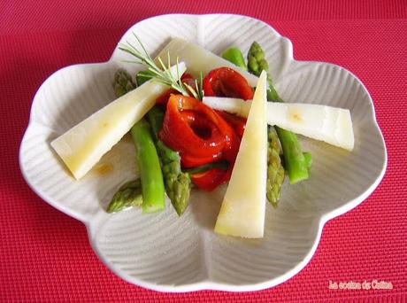 Nido de espárragos, pimientos y queso Nido de espárragos, pimientos y queso