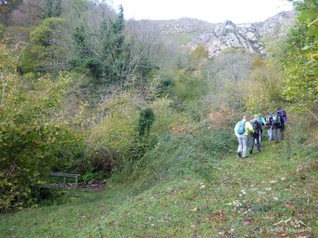 TROBANIELLO - SOBRE EL TAMBARON - VALLE LA FOIX