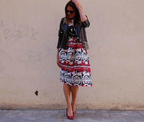 rETRO rOCK sMILEY #nOUNIFORMES rETRO rOCK sMILEY #nOUNIFORMES