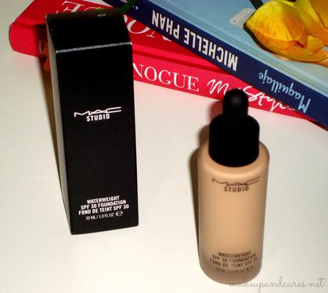 Studio Waterweight de MAC . Review y Swatches . Studio Waterweight de MAC . Review y Swatches .
