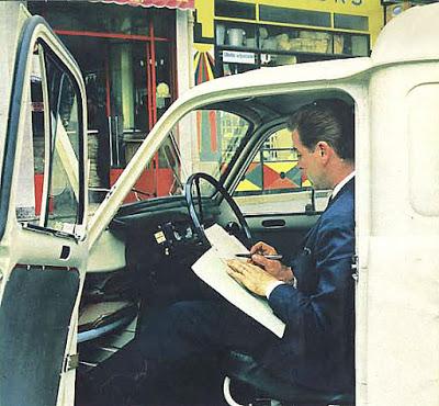 Renault 4 en su versión furgón Renault 4 en su versión furgón