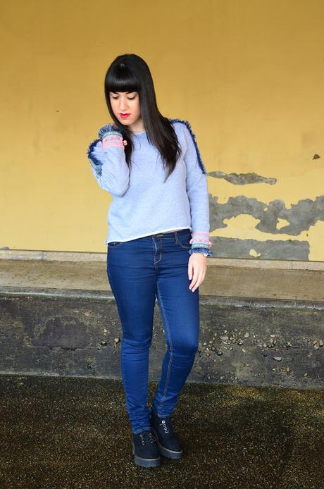 Sudadera borlas Sudadera borlas