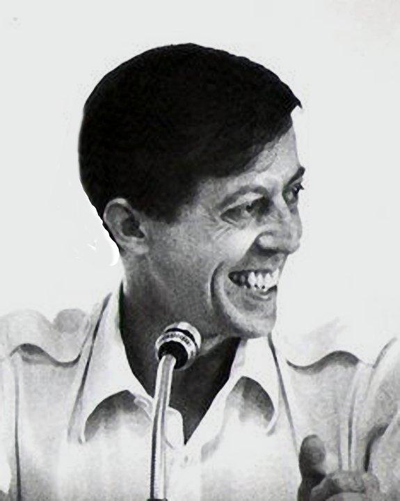 Nosotros queremos resolver nuestro problema de contradicción. SILO 1975 Nosotros queremos resolver nuestro problema de contradicción. SILO 1975