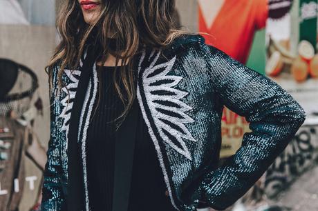 Montmartre Montmartre-Moulin_Rouge-Zadig_Voltiere-Sequins_Jacket-Leather_Trousers-Outfit-Paris-Street_Style-62