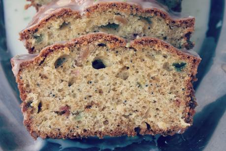 PLUMCAKE GLASEADO DE LIMA CON SEMILLAS DE AMAPOLA PLUMCAKE GLASEADO DE LIMA CON SEMILLAS DE AMAPOLA