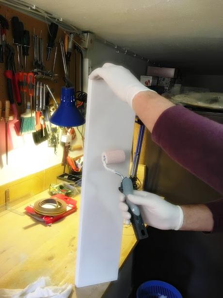 ANTES/DESPUÉS: CAMBIO DE LOOK A UNA ESTANTERÍA DE UNA FORMA MUY SENCILLA ANTES/DESPUÉS: CAMBIO DE LOOK A UNA ESTANTERÍA DE UNA FORMA MUY SENCILLA