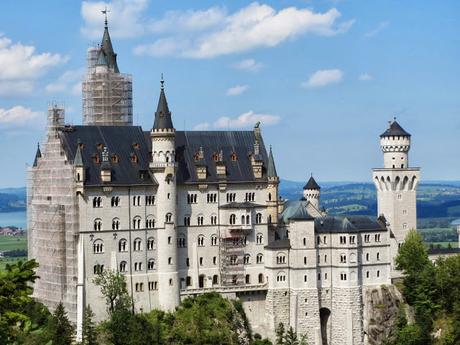 Neuschwanstein: El castillo en el que se inspiró Walt Disney. Neuschwanstein:The castle that inspired Walt Disney Neuschwanstein: El castillo en el que se inspiró Walt Disney. Neuschwanstein:The castle that inspired Walt Disney