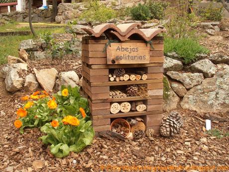 Cómo realizar un hotel para abejas solitarias Cómo realizar un hotel para abejas solitarias