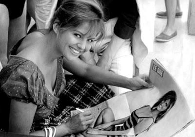 Selena Gómez la Claudia Cardinale del siglo XXI Selena Gómez la Claudia Cardinale del siglo XXI